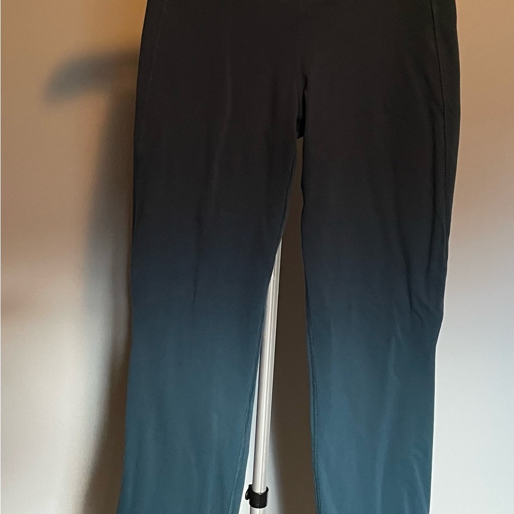 Lululemon Athletica Teal Midrise Straight Leg Leggings